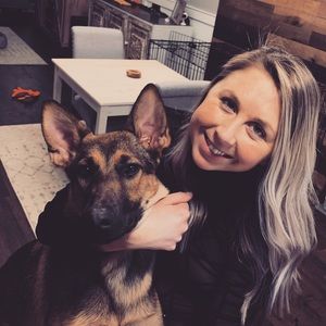 Meet your Posher, Desirae